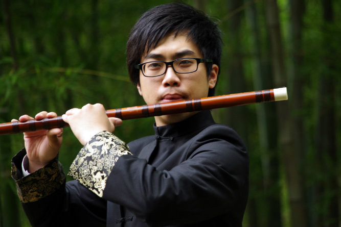 張光偉(青年竹笛演奏家) 張光偉(青年竹笛演奏家)