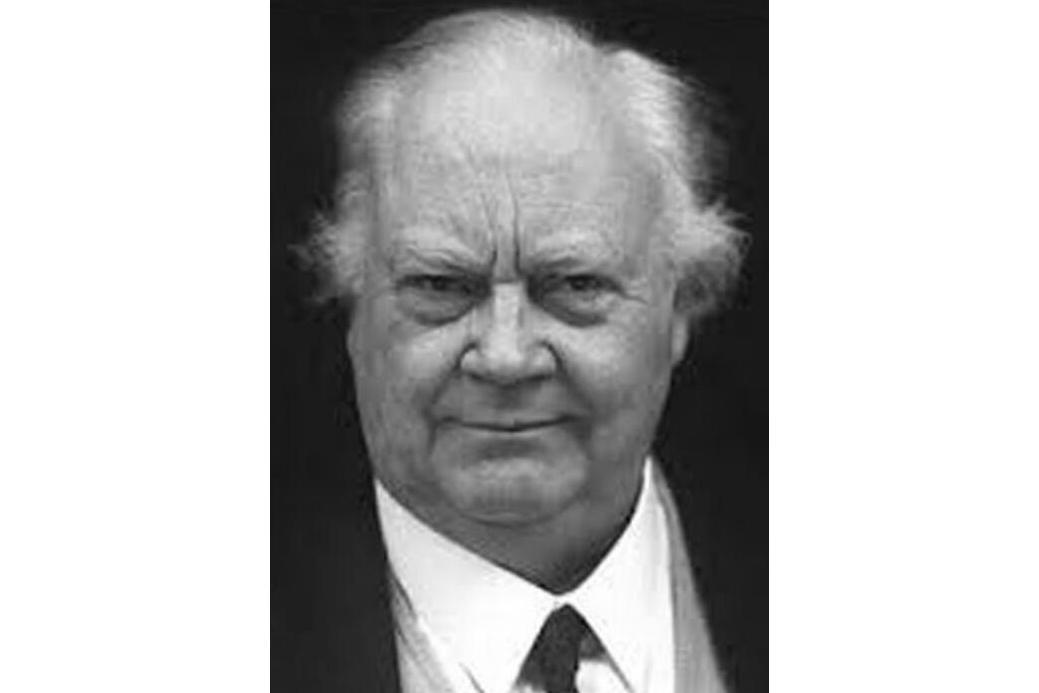 Henning Schlüter Henning Schlüter