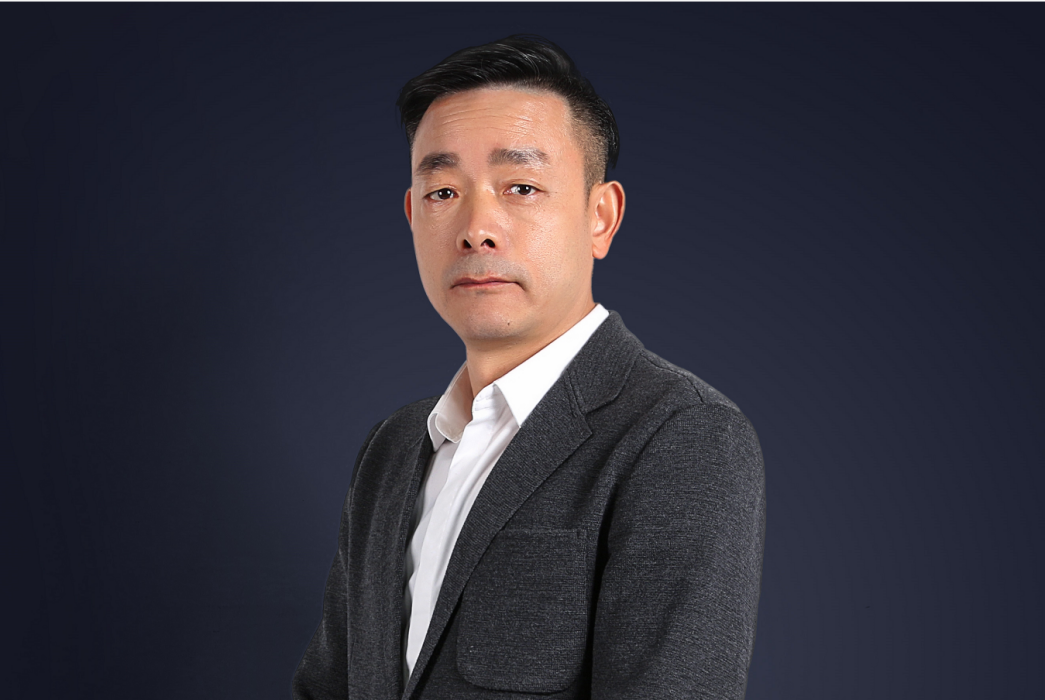 胡建中(中國皮革協會副理事長) 胡建中(中國皮革協會副理事長)