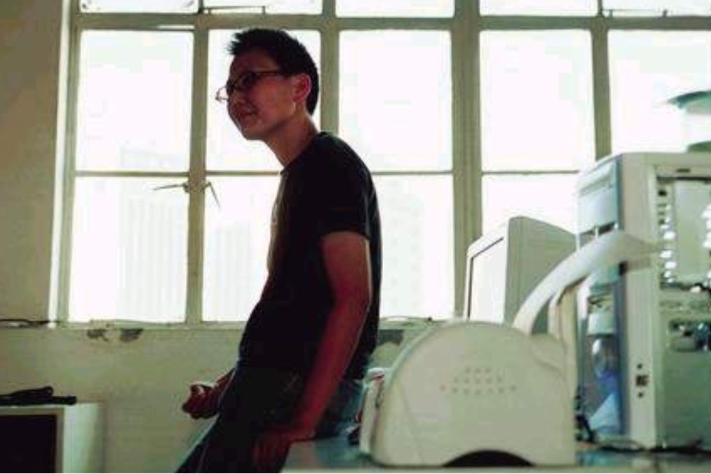 倪俊(中國上海籍藝術家) 倪俊(中國上海籍藝術家)