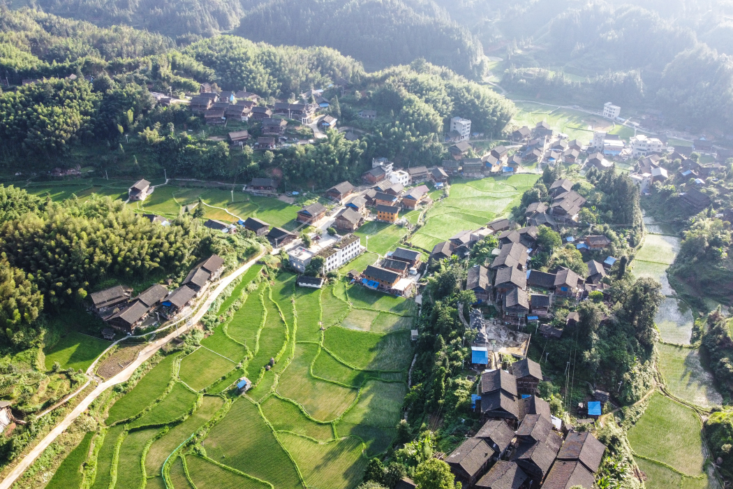 色同村