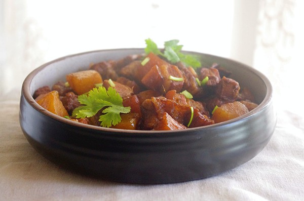 砂鍋紅燒肉燉土豆