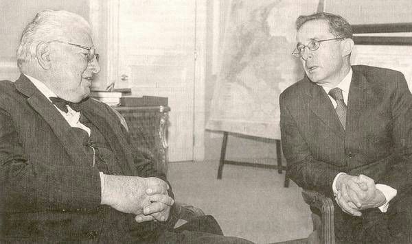 圖爾瓦伊和阿爾瓦羅·烏里韋總統