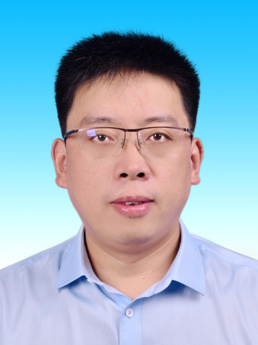 周強(河南省義馬市委常委、紀委書記、監委主任) 周強(河南省義馬市委常委、紀委書記、監委主任)