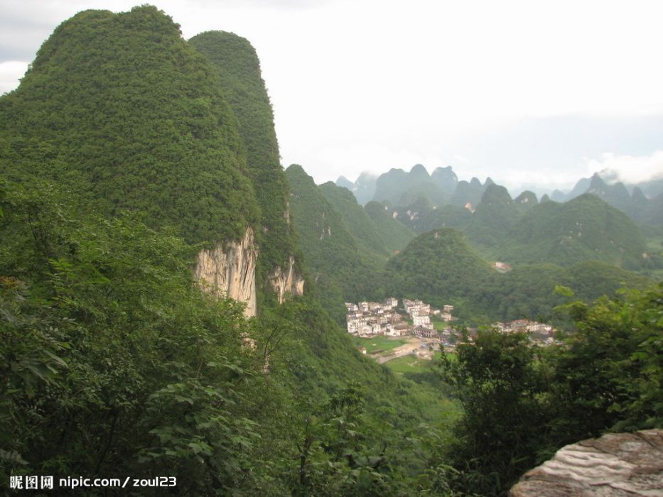 榆三莊村 榆三莊村