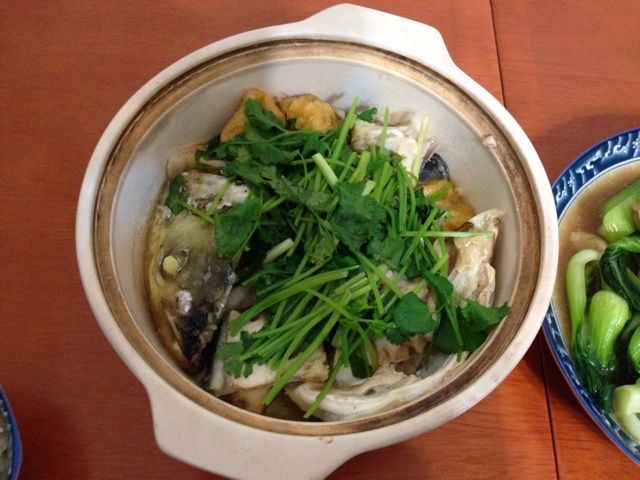 煎焗魚頭煲 煎焗魚頭煲