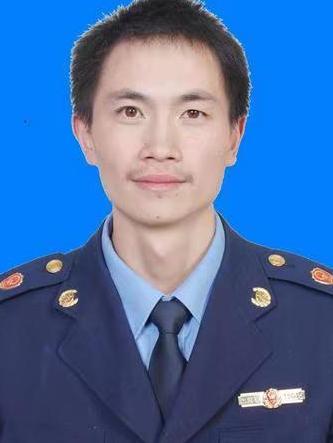 王寶軍(四川省甘孜藏族自治州理塘縣市場監督局副局長) 王寶軍(四川省甘孜藏族自治州理塘縣市場監督局副局長)