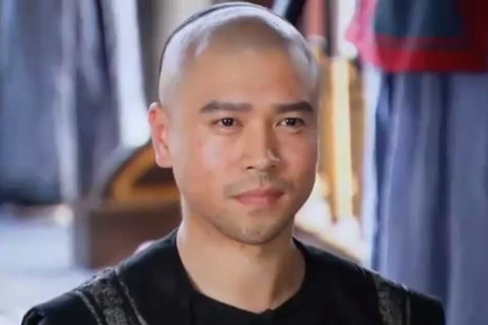 趙二虎(《糊塗縣令鄭板橋》中由肖軼飾演的反派角色) 趙二虎(《糊塗縣令鄭板橋》中由肖軼飾演的反派角色)