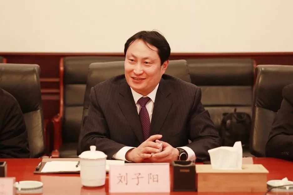 劉子陽(曹妃甸區人民政府副區長、商務局局長) 劉子陽(曹妃甸區人民政府副區長、商務局局長)