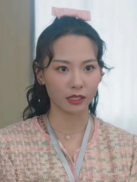 林妙妙(微短劇《公主的新衣》中的角色) 林妙妙(微短劇《公主的新衣》中的角色)