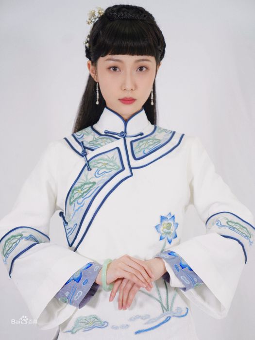 李小雅(驚悚懸疑電影《不老山異事》中的角色) 李小雅(驚悚懸疑電影《不老山異事》中的角色)