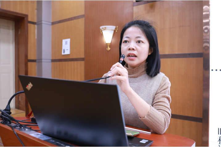 劉璇(山東大學附屬中學教師,山東山大基礎教育集團數學教研組組長) 劉璇(山東大學附屬中學教師,山東山大基礎教育集團數學教研組組長)