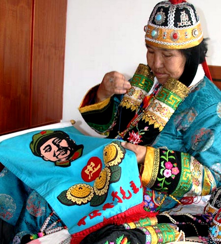 蒙古族刺繡