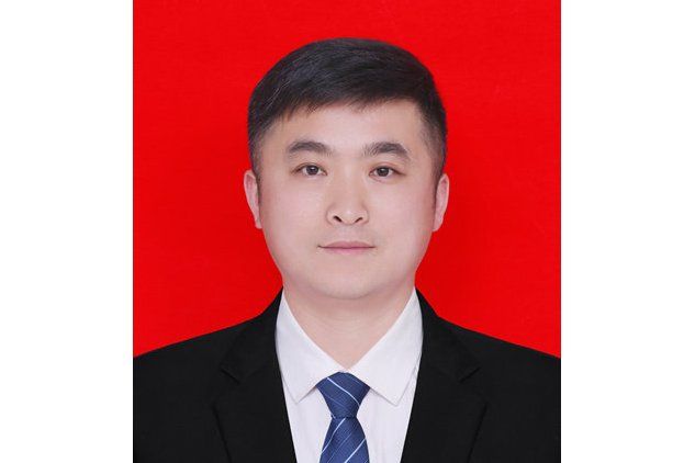 陳慶偉(高級藝術師、中國好人、河南省非物質文化遺產代表性傳承人) 陳慶偉(高級藝術師、中國好人、河南省非物質文化遺產代表性傳承人)