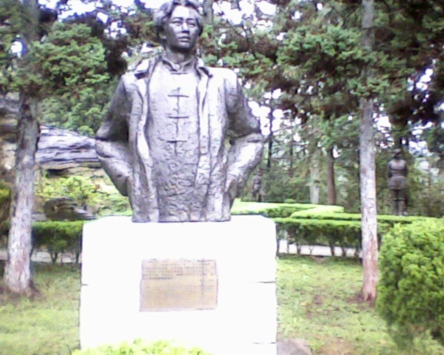 毛澤東雕像
