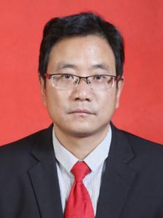 馬俊興(陝西省鹹陽市長武縣鄉村振興局黨組成員、副局長) 馬俊興(陝西省鹹陽市長武縣鄉村振興局黨組成員、副局長)
