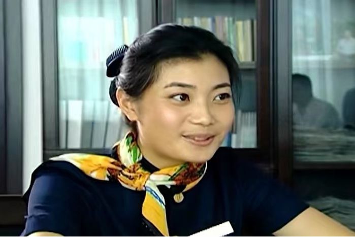 楊梅(農村輕喜劇《女人的村莊》中的角色) 楊梅(農村輕喜劇《女人的村莊》中的角色)