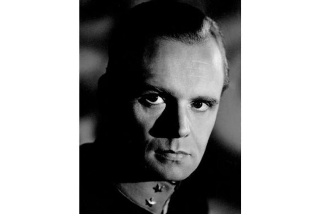 Albert Lieven Albert Lieven