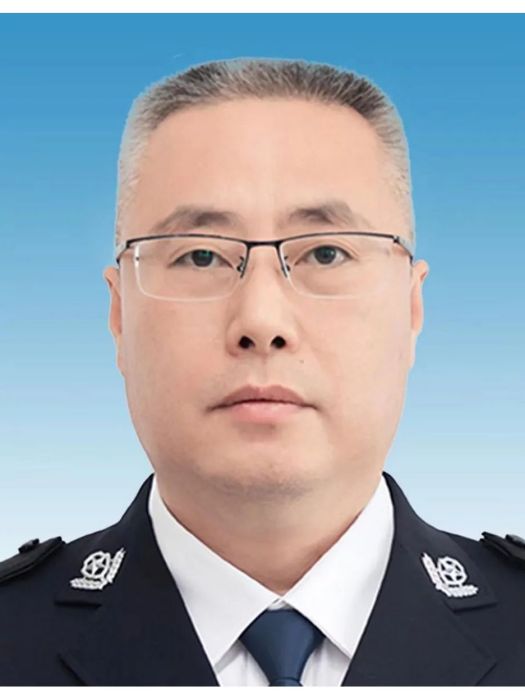 劉震民(贛州市贛縣區政府副區長、公安局長提名人選) 劉震民(贛州市贛縣區政府副區長、公安局長提名人選)
