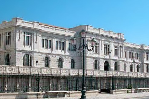 雷焦卡拉布里亞地中海大學