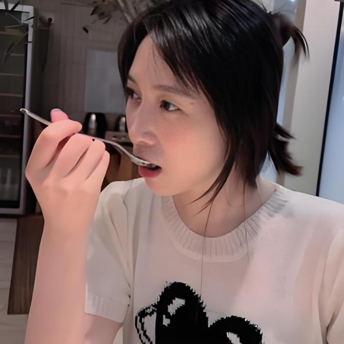 YUMI DAYS YUMI DAYS