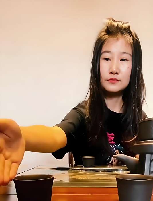 是紅姐呦 是紅姐呦