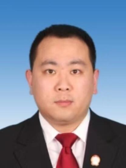 白強(山東省青島市城陽區信訪局黨組副書記、局長) 白強(山東省青島市城陽區信訪局黨組副書記、局長)