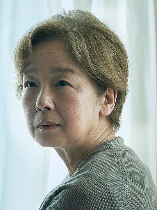 本心(日本2024年石井裕也執導的劇情科幻電影)