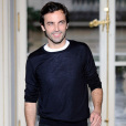 尼古拉·蓋斯奇埃爾(Nicolas Ghesquiere) 尼古拉·蓋斯奇埃爾(Nicolas Ghesquiere)