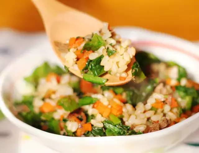 蔬菜糙米飯