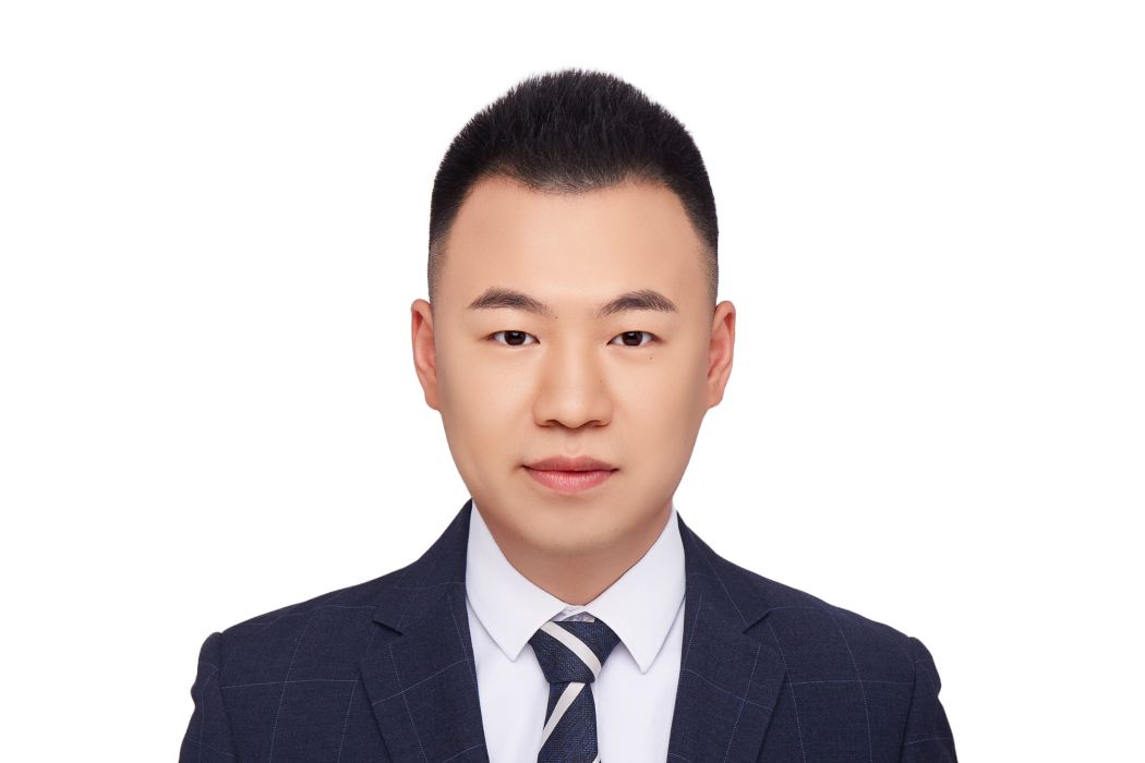 王剛毅(萬和天成教育科技集團有限公司創始人) 王剛毅(萬和天成教育科技集團有限公司創始人)