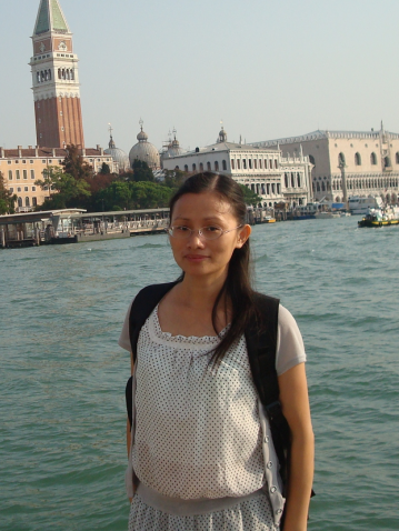 陳曼君 陳曼君