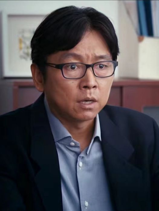 王楓(愛情文藝電影《一紙婚約》中的角色) 王楓(愛情文藝電影《一紙婚約》中的角色)