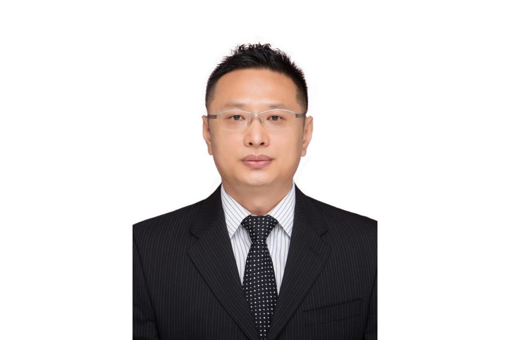 李文哲(延邊大學日語專業教授) 李文哲(延邊大學日語專業教授)