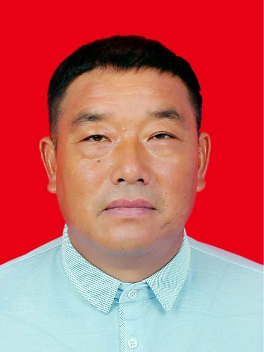 洪立華(江蘇省阜寧縣三灶鎮九灶村村民,見義勇為英雄) 洪立華(江蘇省阜寧縣三灶鎮九灶村村民,見義勇為英雄)