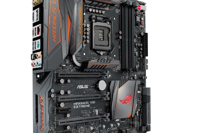 華碩ROG MAXIMUS VIII EXTREME/ASSEMBLY 華碩ROG MAXIMUS VIII EXTREME/ASSEMBLY