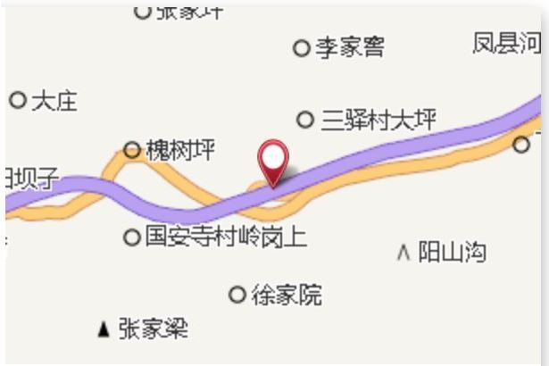 裂石崖 裂石崖