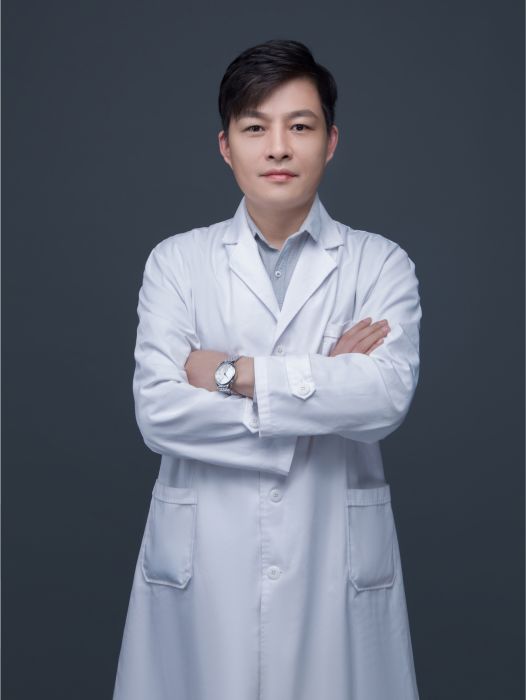 王廣東(周口締萊美醫療美容門診部醫生) 王廣東(周口締萊美醫療美容門診部醫生)