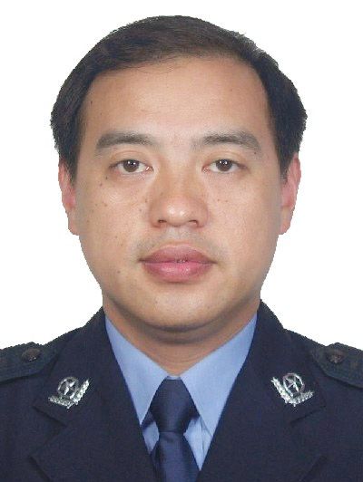 申剛(湖南省懷化市洪江區公安局黨委副書記、常務副局長) 申剛(湖南省懷化市洪江區公安局黨委副書記、常務副局長)