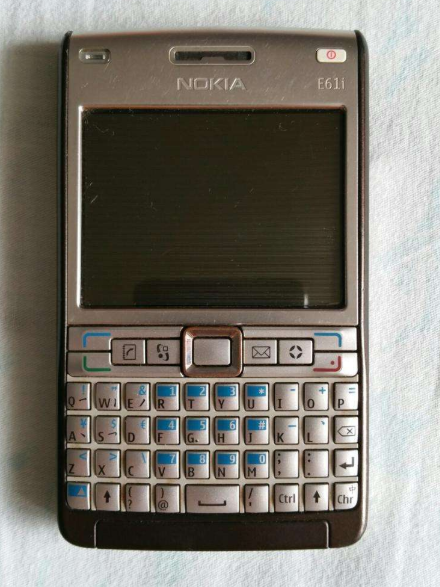 諾基亞E61i 諾基亞E61i