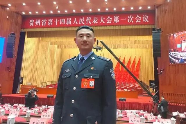 趙淵(畢節市公安局七星關分局刑偵大隊六中隊指導員) 趙淵(畢節市公安局七星關分局刑偵大隊六中隊指導員)
