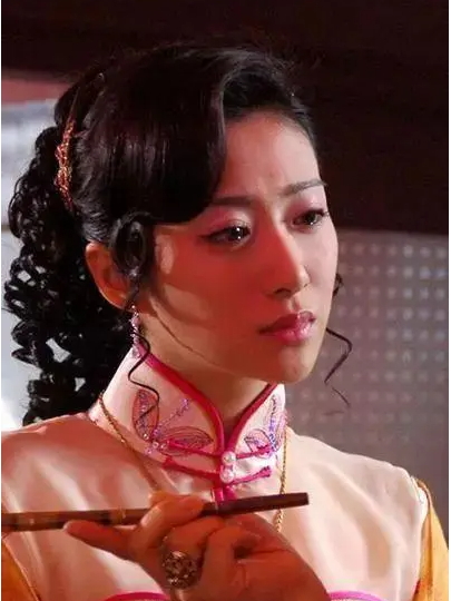 曾潔茹 曾潔茹