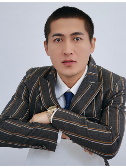 張露露(中國內地影視男演員) 張露露(中國內地影視男演員)