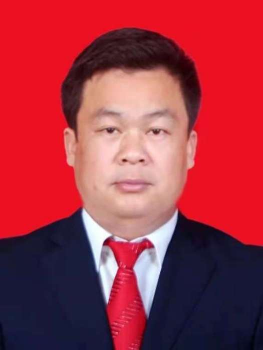 錢坤(湖北省鹹寧市生態環境局鹹安分局黨組書記、局長) 錢坤(湖北省鹹寧市生態環境局鹹安分局黨組書記、局長)