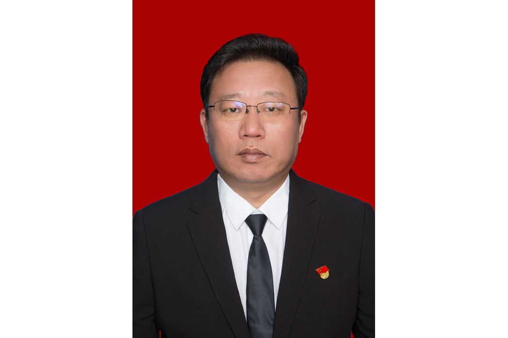 秦岳坤