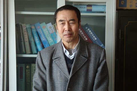 關柏春 關柏春