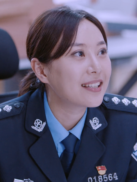 張婷(經偵商戰劇《槓桿》中的女配角) 張婷(經偵商戰劇《槓桿》中的女配角)