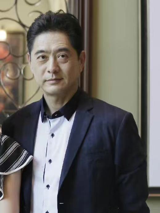 許年德