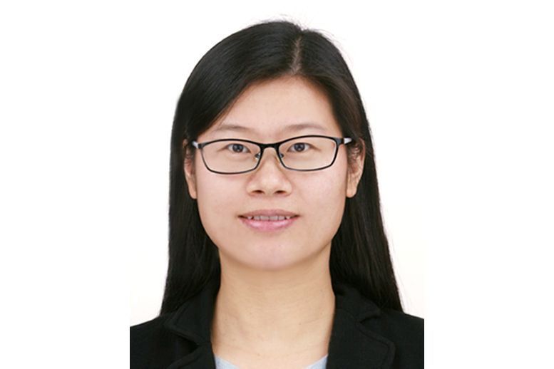曾春娜 曾春娜