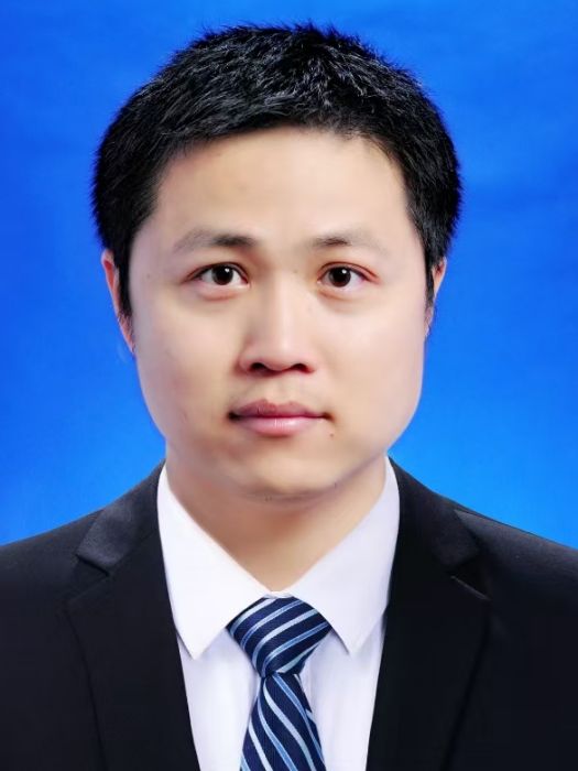 呂志強(貴州省貴陽市修文縣委常委、縣人民政府黨組副書記、常務副縣長) 呂志強(貴州省貴陽市修文縣委常委、縣人民政府黨組副書記、常務副縣長)